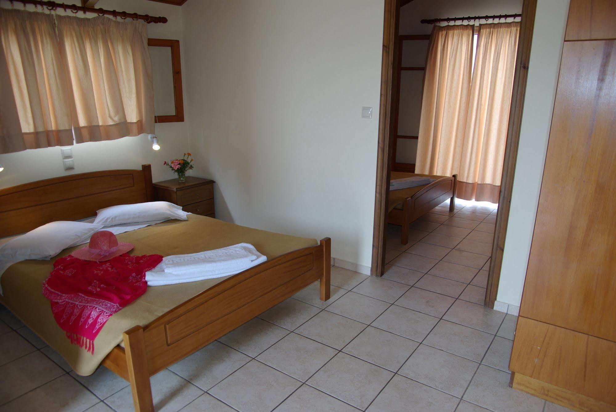 Lazaros Hotel Resort Tsilivi  Extérieur photo